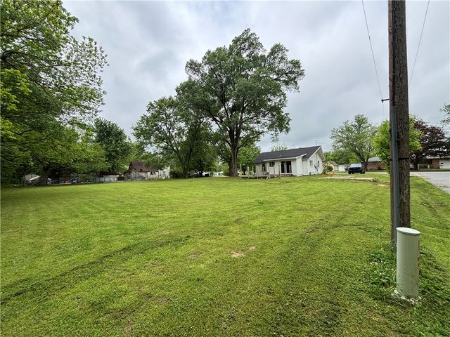 408 N. West Avenue, Lincoln, AR 72744