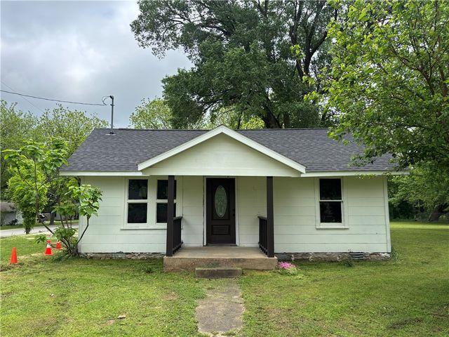408 N. West Avenue, Lincoln, AR 72744