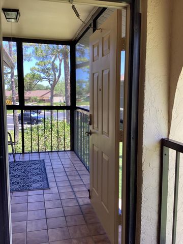 410 Pine Glen Lane B-2, Greenacres, FL 33463