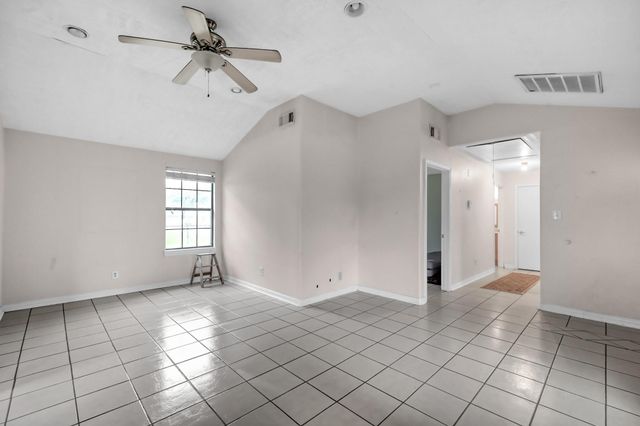 7644 Spring Cypress Road, Spring, TX 77379