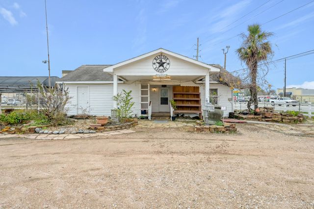 7644 Spring Cypress Road, Spring, TX 77379