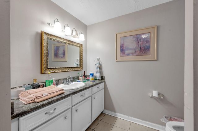 7644 Spring Cypress Road, Spring, TX 77379