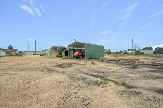 7644 Spring Cypress Road, Spring, TX 77379