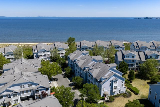 12 Skimmer Lane, Middletown, NJ 07758