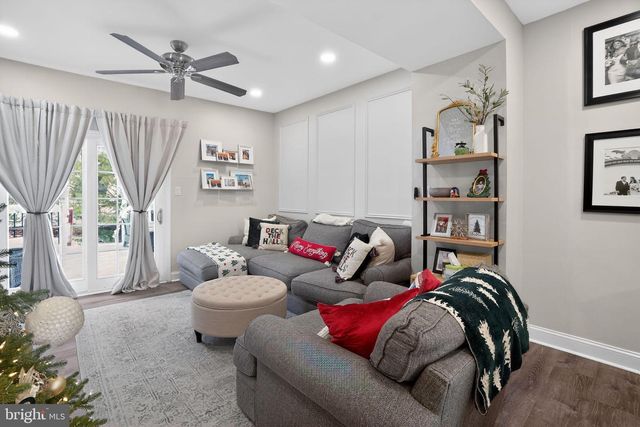 21 WINTERBERRY CT, Glassboro, NJ 08028