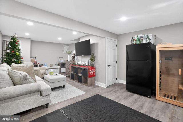 21 WINTERBERRY CT, Glassboro, NJ 08028