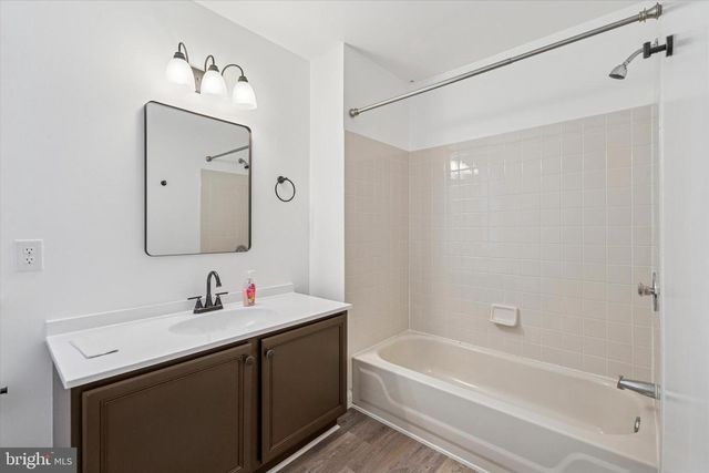 215 PRINCE WILLIAM WAY, Chalfont, PA 18914