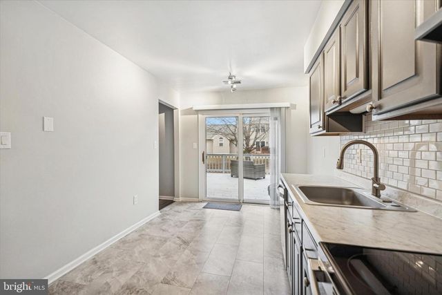 215 PRINCE WILLIAM WAY, Chalfont, PA 18914