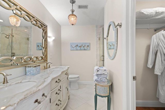 18551 Woodstream Dr, Boca Raton, FL 33498