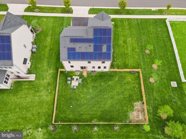 25029 STRIPED MAPLE DR, Aldie, VA 20105