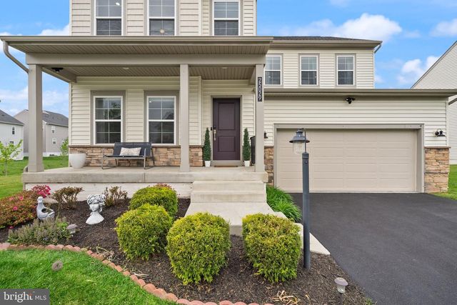 25029 STRIPED MAPLE DR, Aldie, VA 20105