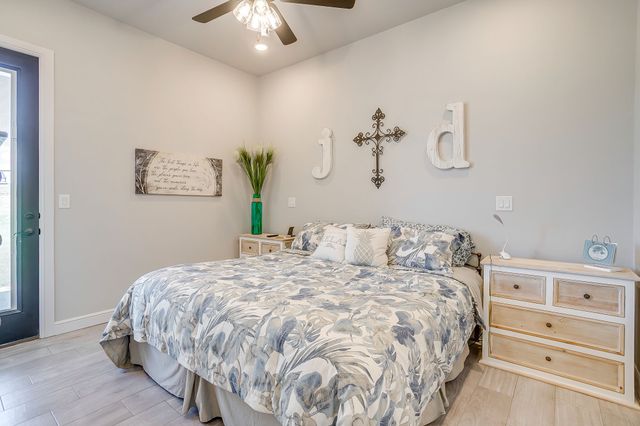 312 Pear Valley Lane, Burleson, TX 76028