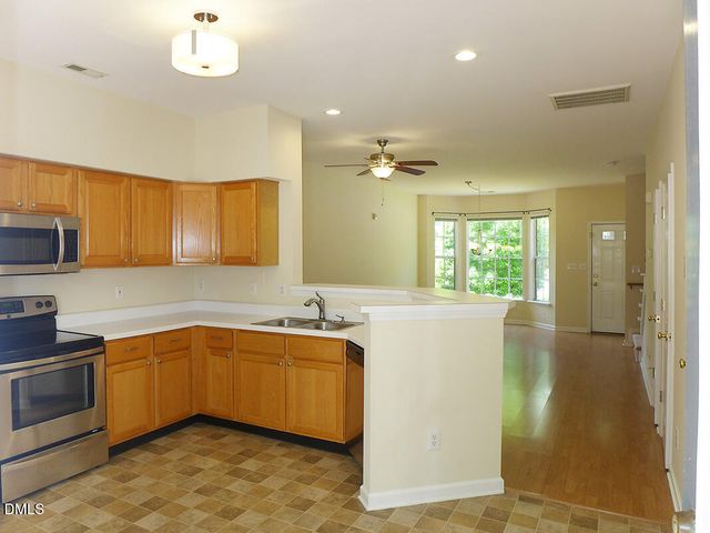 234 Standish Drive, Chapel Hill, NC 27517