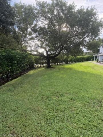 14890 Pleasant Bay LN 102, Naples, FL 34119