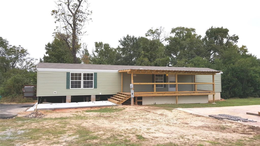108 Young Street, Willis, TX 77378