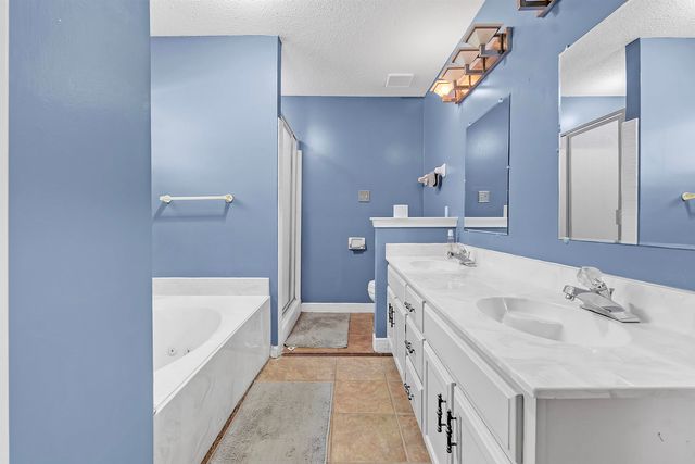 7420 IRIS CV, Memphis, TN 38125