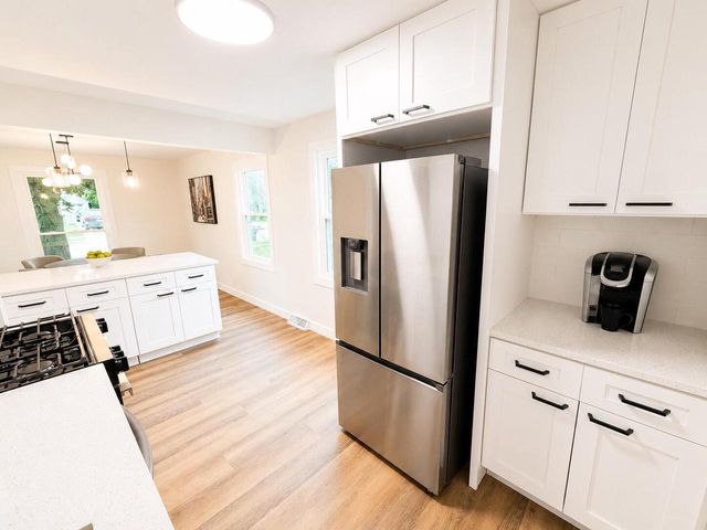 2205 Hayes AVENUE, Racine, WI 53405