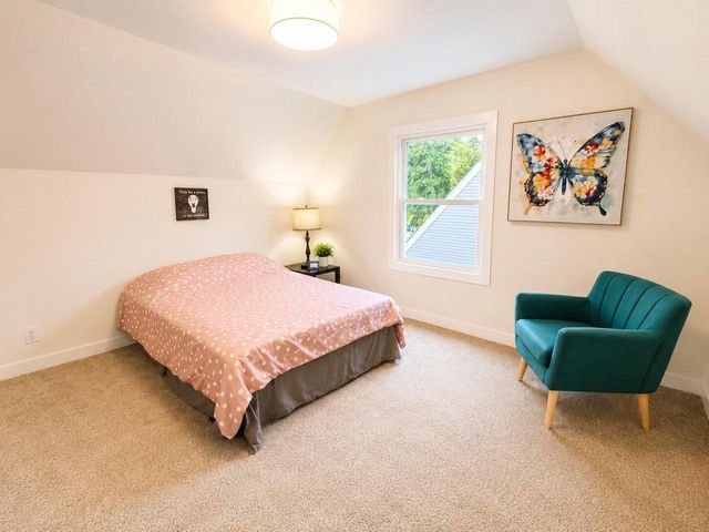 2205 Hayes AVENUE, Racine, WI 53405
