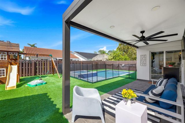 4260 SW 153rd Pl, Miami, FL 33185