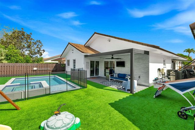 4260 SW 153rd Pl, Miami, FL 33185