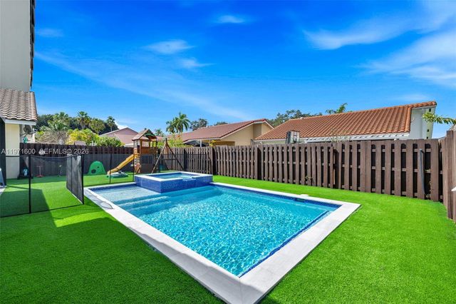 4260 SW 153rd Pl, Miami, FL 33185