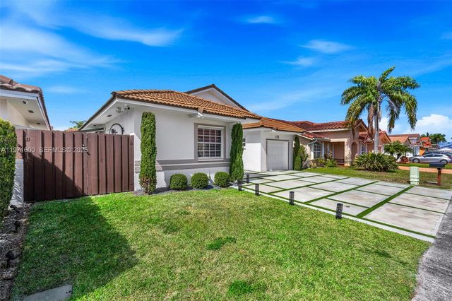 4260 SW 153rd Pl, Miami, FL 33185