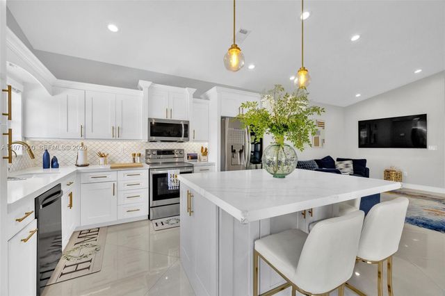 4260 SW 153rd Pl, Miami, FL 33185