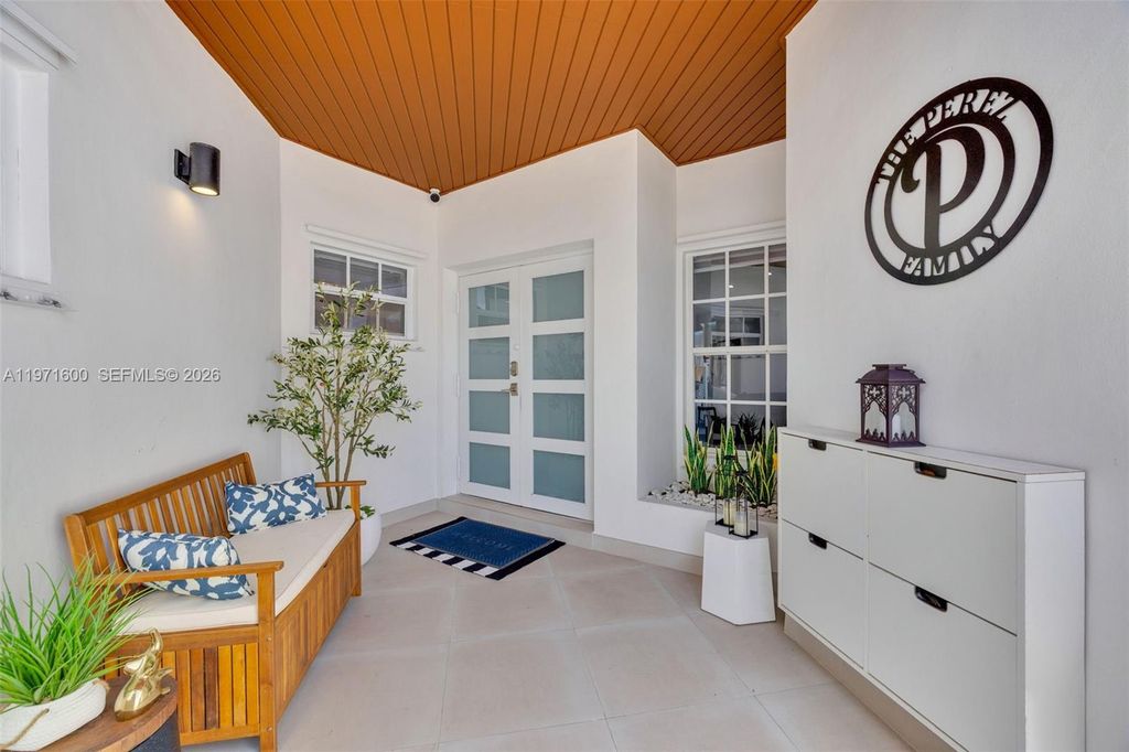 4260 SW 153rd Pl, Miami, FL 33185