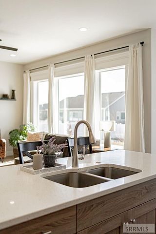 130 Castlerock Lane, Idaho Falls, ID 83404