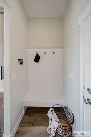 130 Castlerock Lane, Idaho Falls, ID 83404