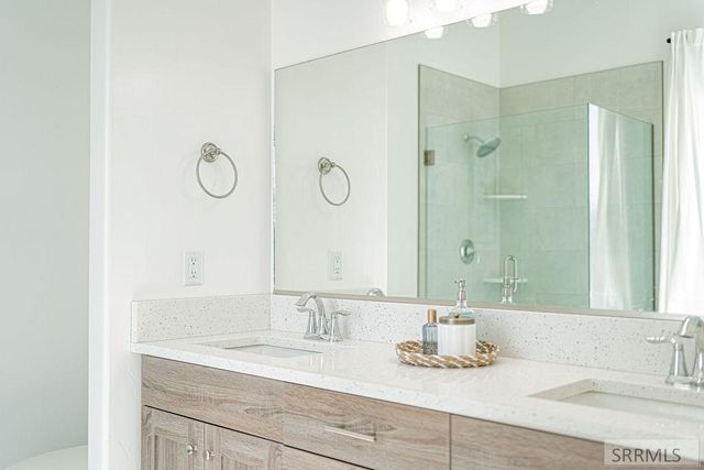 130 Castlerock Lane, Idaho Falls, ID 83404