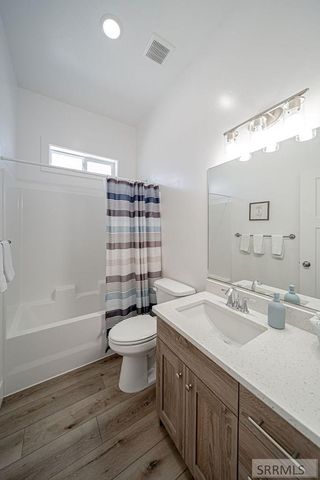 130 Castlerock Lane, Idaho Falls, ID 83404