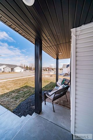 130 Castlerock Lane, Idaho Falls, ID 83404