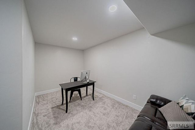 130 Castlerock Lane, Idaho Falls, ID 83404