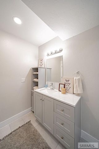 130 Castlerock Lane, Idaho Falls, ID 83404