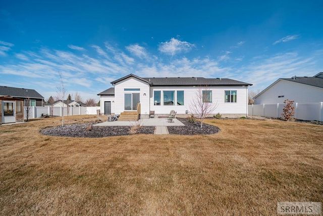 130 Castlerock Lane, Idaho Falls, ID 83404