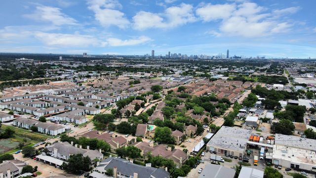 9447 Pagewood Lane 9447, Houston, TX 77063