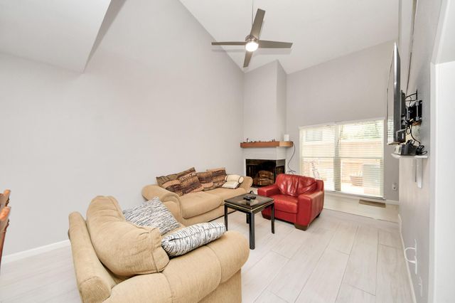 9447 Pagewood Lane 9447, Houston, TX 77063