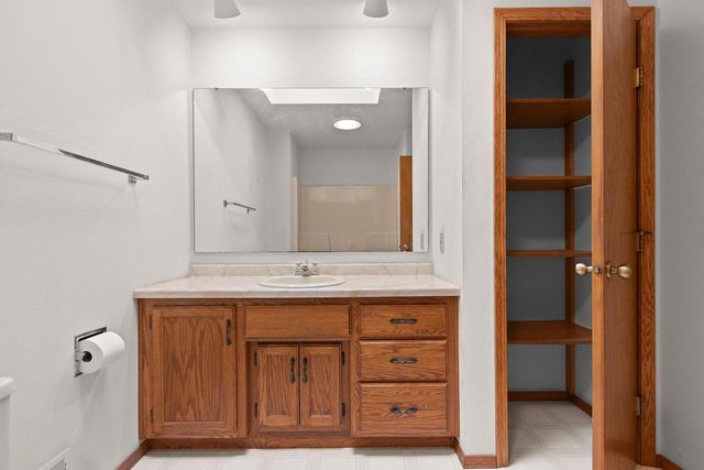 3448 BLACKBERRY LANE, Green Bay, WI 54313