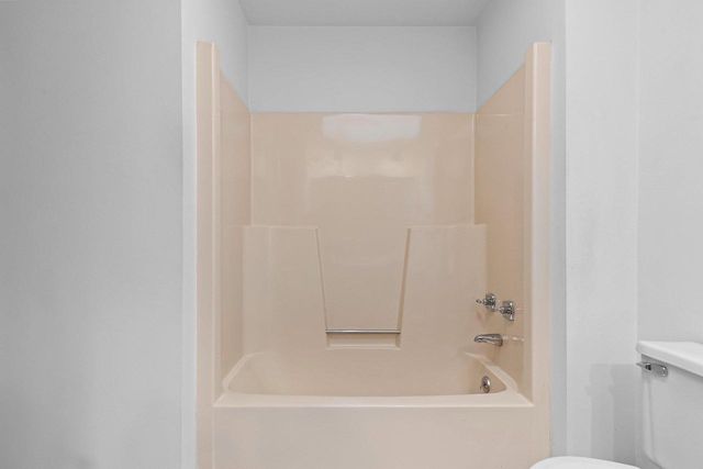 3448 BLACKBERRY LANE, Green Bay, WI 54313