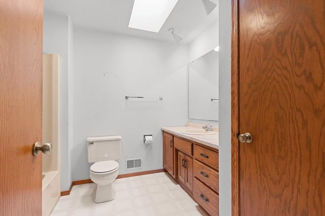 3448 BLACKBERRY LANE, Green Bay, WI 54313