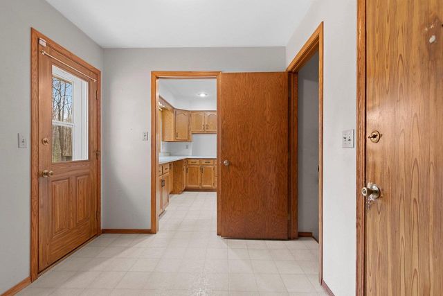 3448 BLACKBERRY LANE, Green Bay, WI 54313