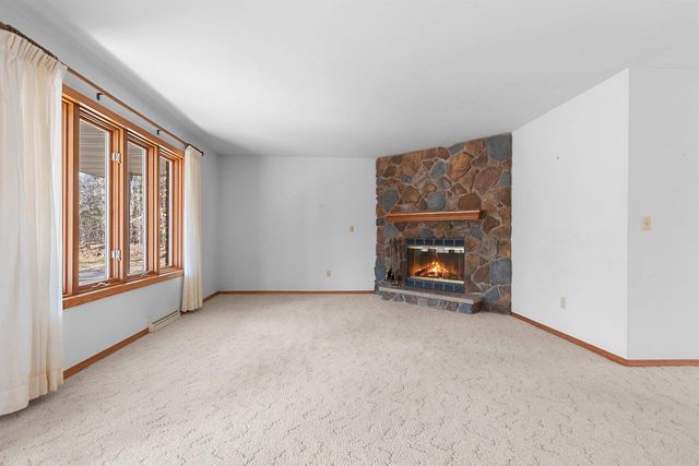 3448 BLACKBERRY LANE, Green Bay, WI 54313