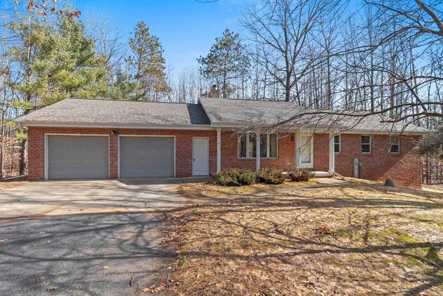 3448 BLACKBERRY LANE, Green Bay, WI 54313