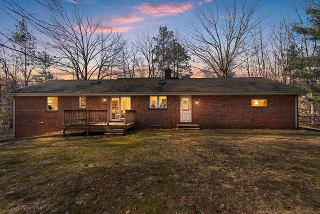 3448 BLACKBERRY LANE, Green Bay, WI 54313