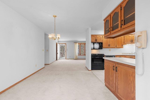 3448 BLACKBERRY LANE, Green Bay, WI 54313