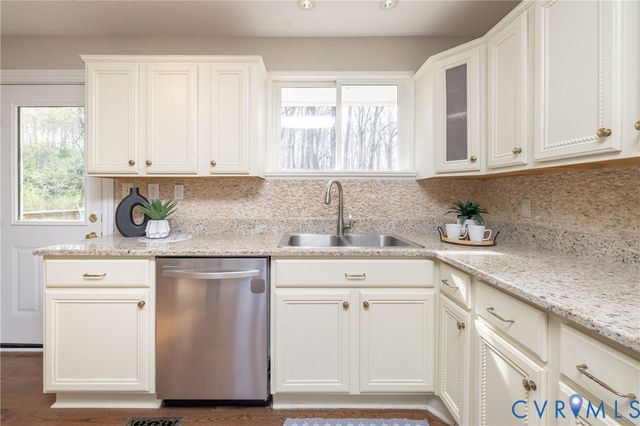 12666 Fawn Ln, Goochland, VA 23233