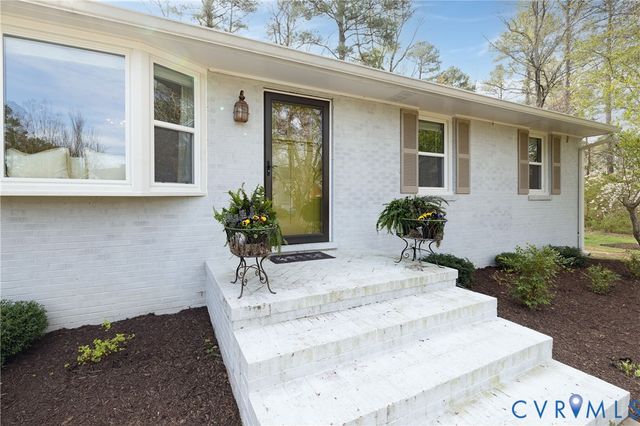 12666 Fawn Ln, Goochland, VA 23233