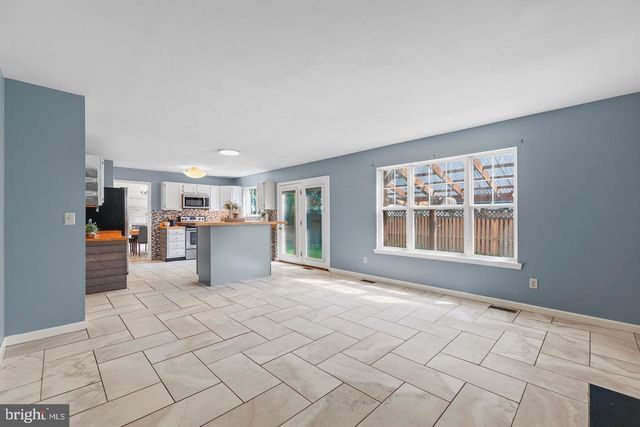 717 WAGNER FARM RD, Millersville, MD 21108