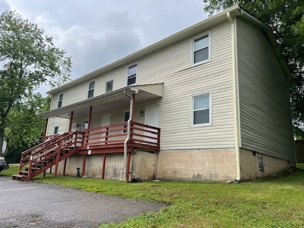 135 Brush Hill Ct, Gallatin, TN 37066